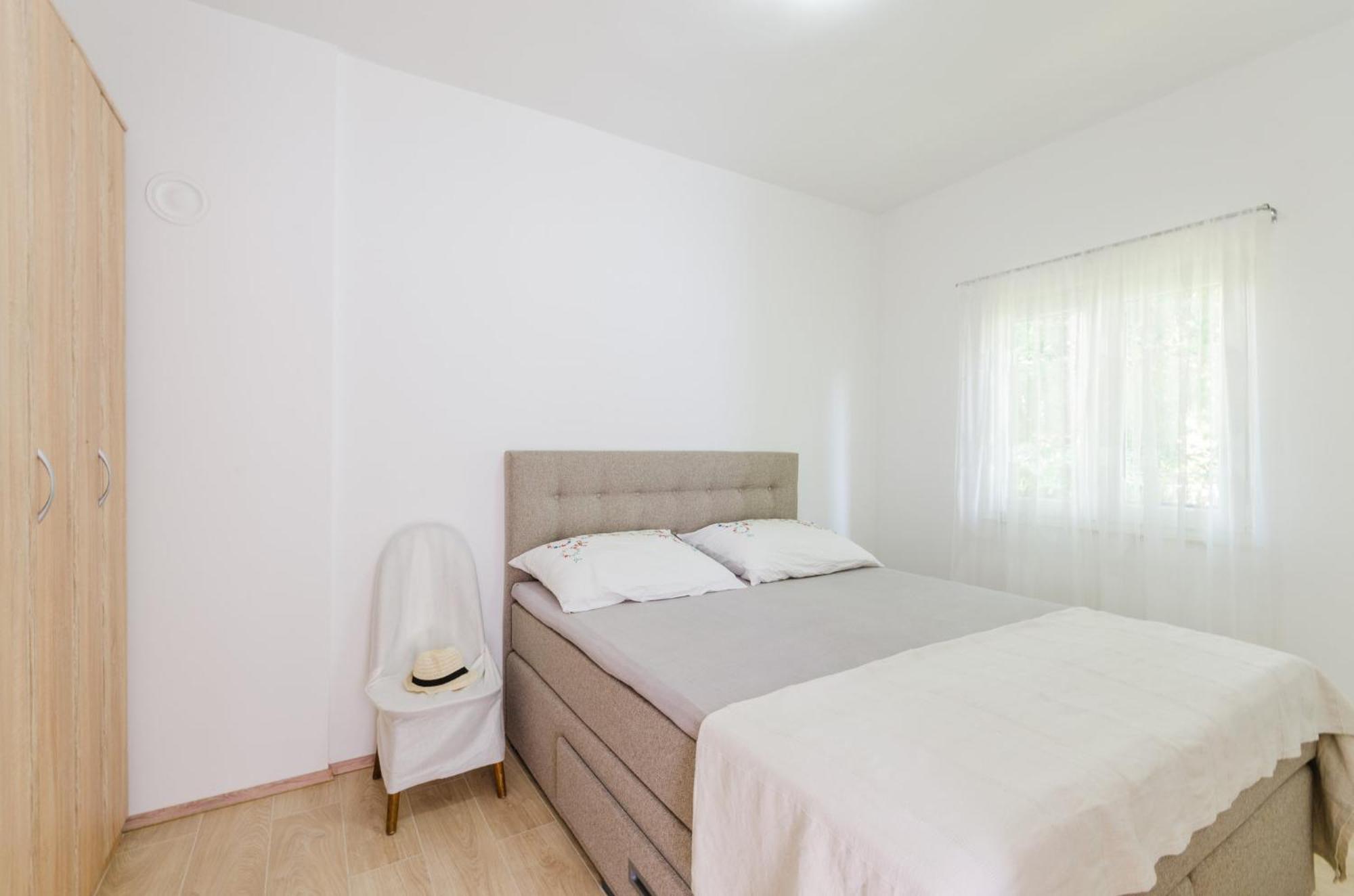Leng Apartment Dramalj Exterior photo