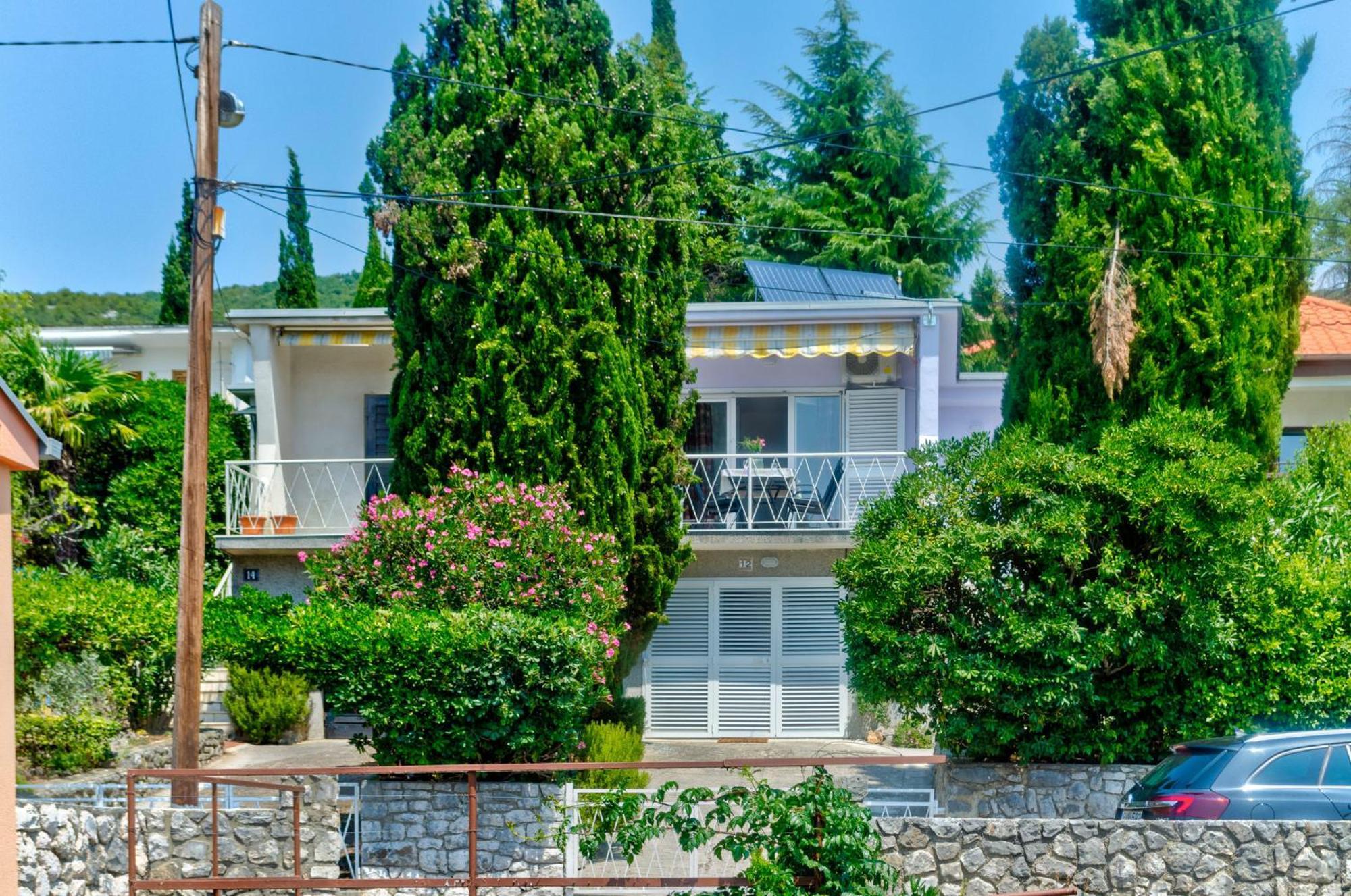 Leng Apartment Dramalj Exterior photo